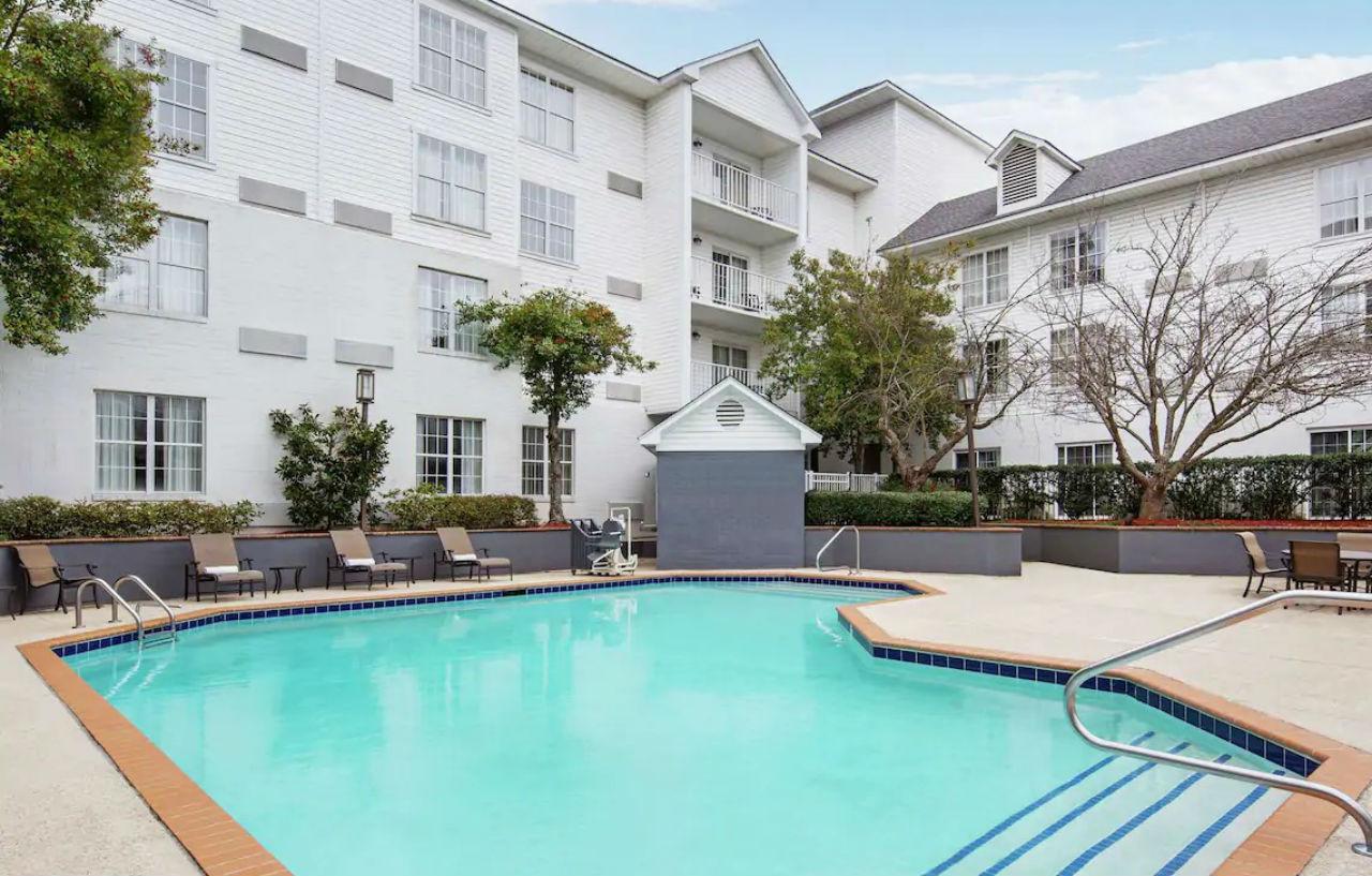 Doubletree By Hilton Raleigh Durham Airport At Research Triangle Park Hotel Exterior foto