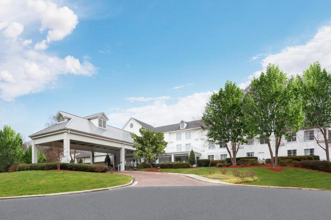 Doubletree By Hilton Raleigh Durham Airport At Research Triangle Park Hotel Exterior foto