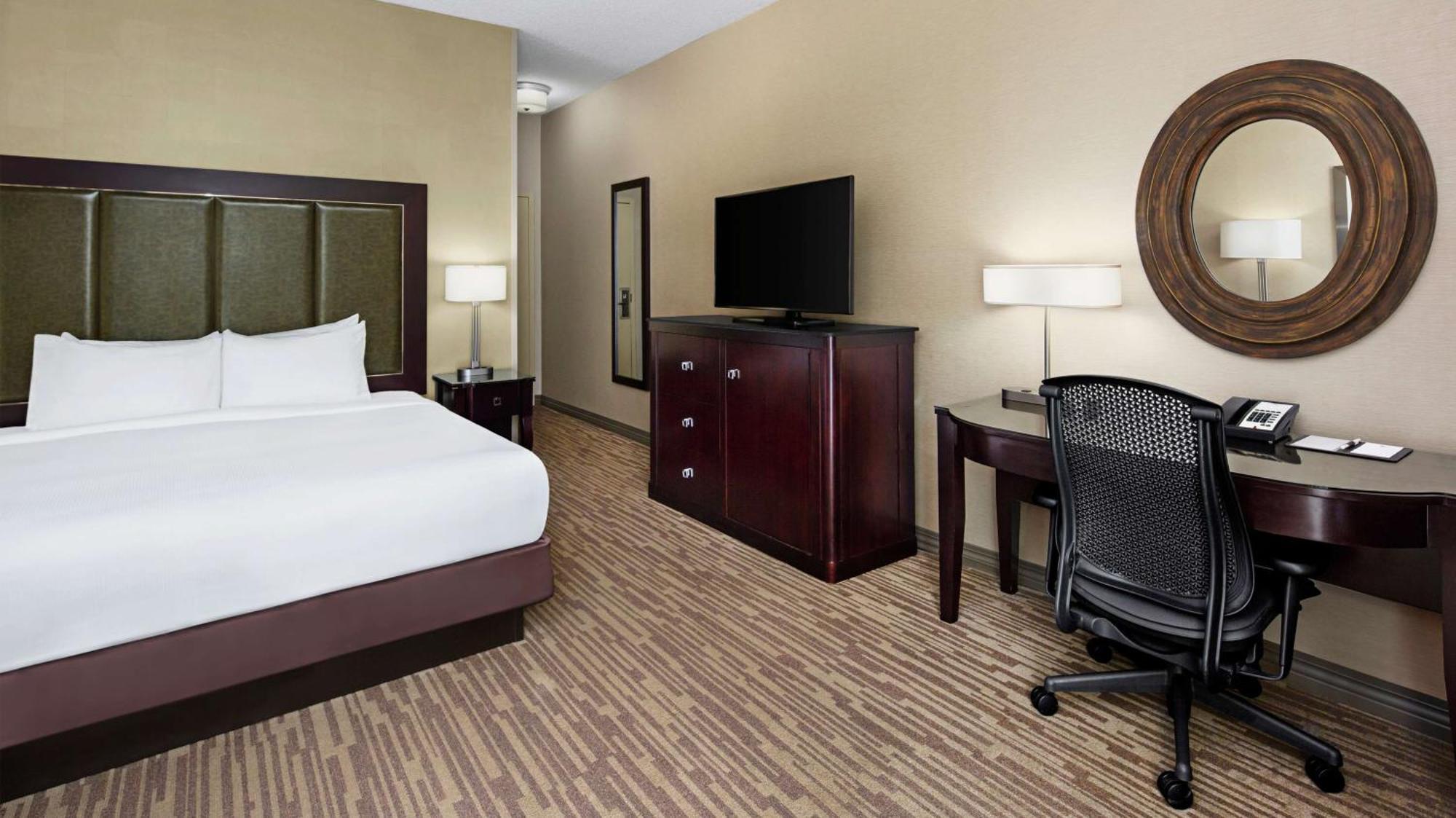 Doubletree By Hilton Raleigh Durham Airport At Research Triangle Park Hotel Exterior foto