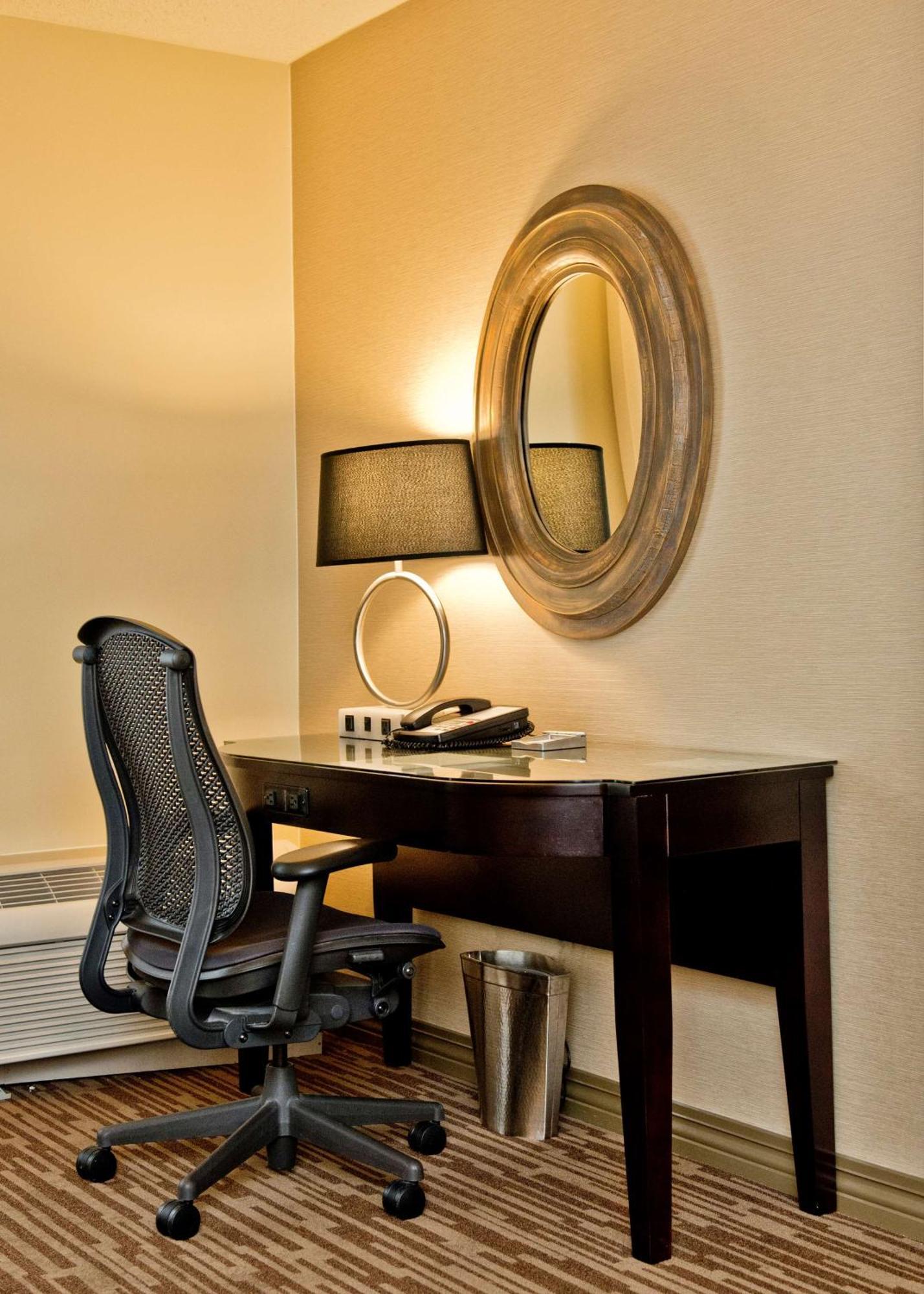 Doubletree By Hilton Raleigh Durham Airport At Research Triangle Park Hotel Exterior foto