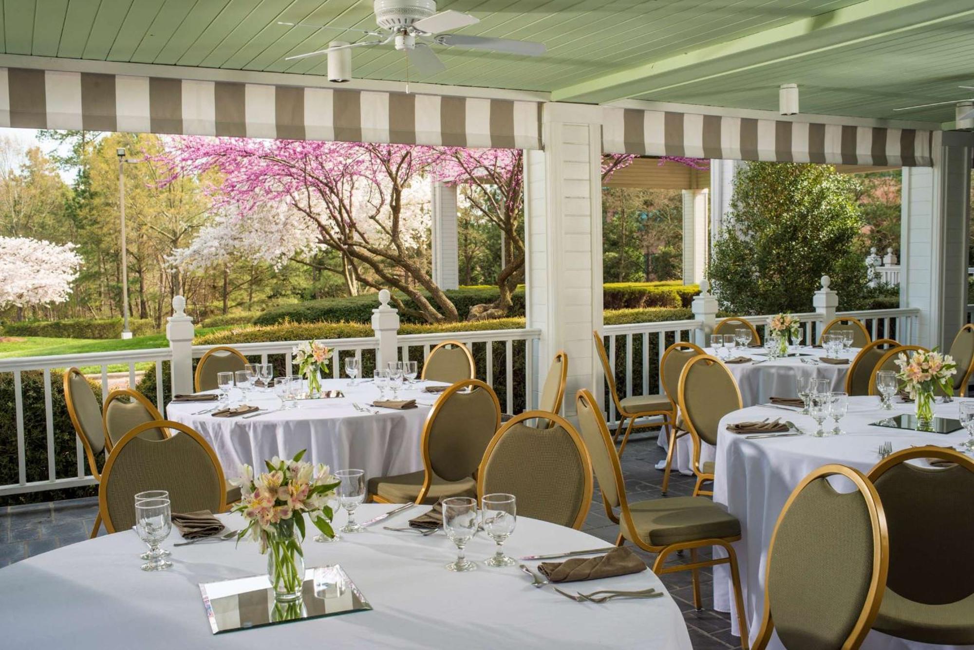 Doubletree By Hilton Raleigh Durham Airport At Research Triangle Park Hotel Exterior foto