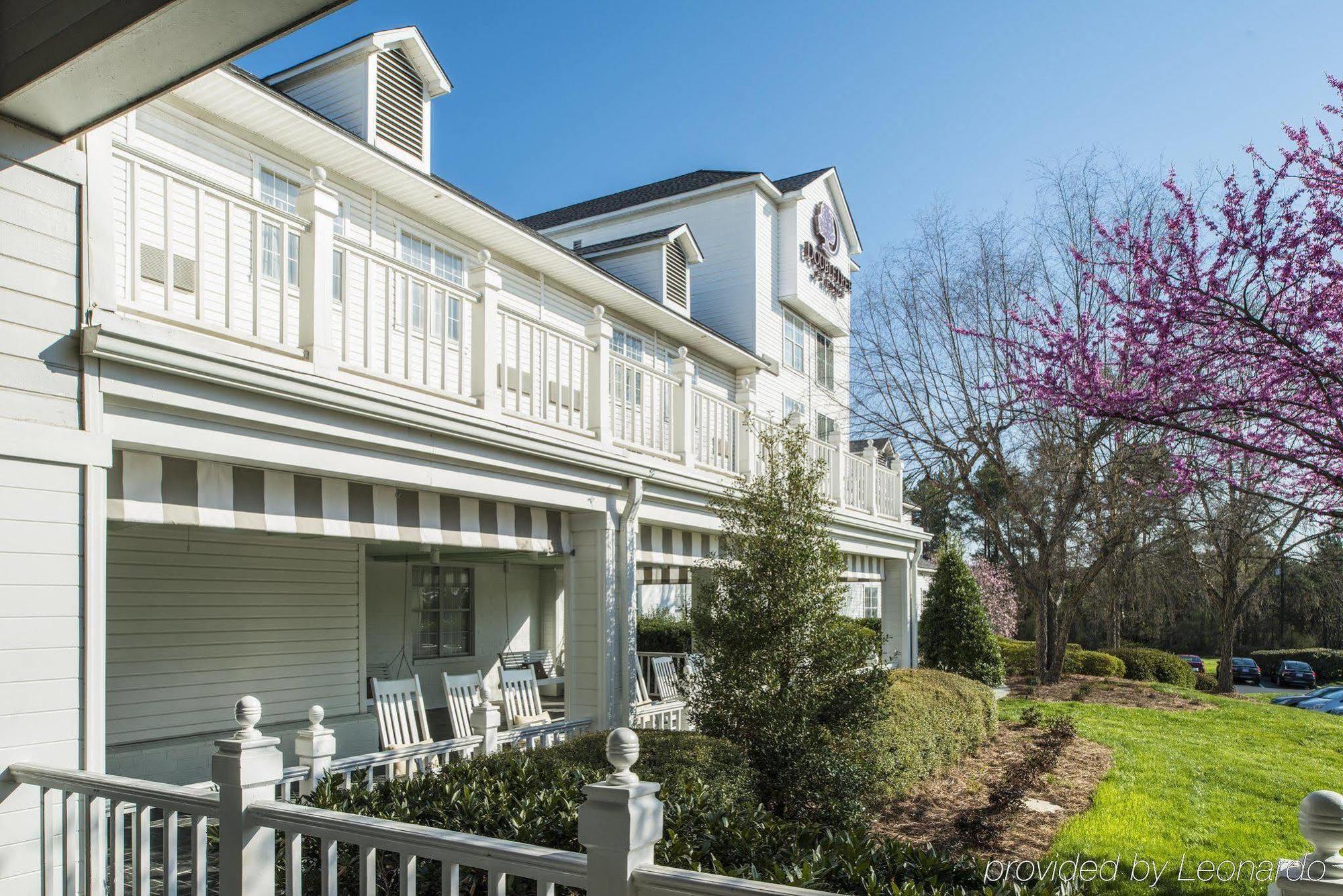 Doubletree By Hilton Raleigh Durham Airport At Research Triangle Park Hotel Exterior foto